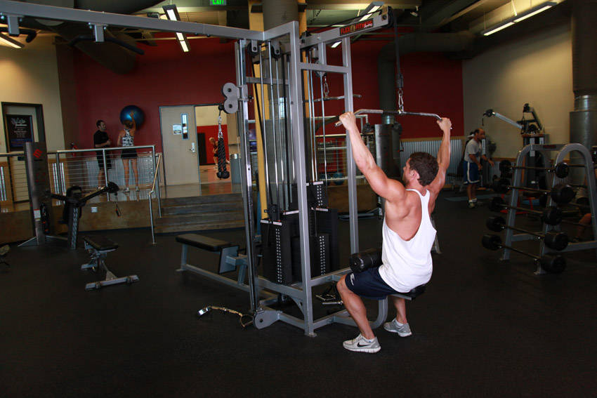 Band Lat Pulldown